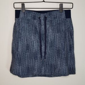 Athleta Skort with Pockets Size 2 Navy & White